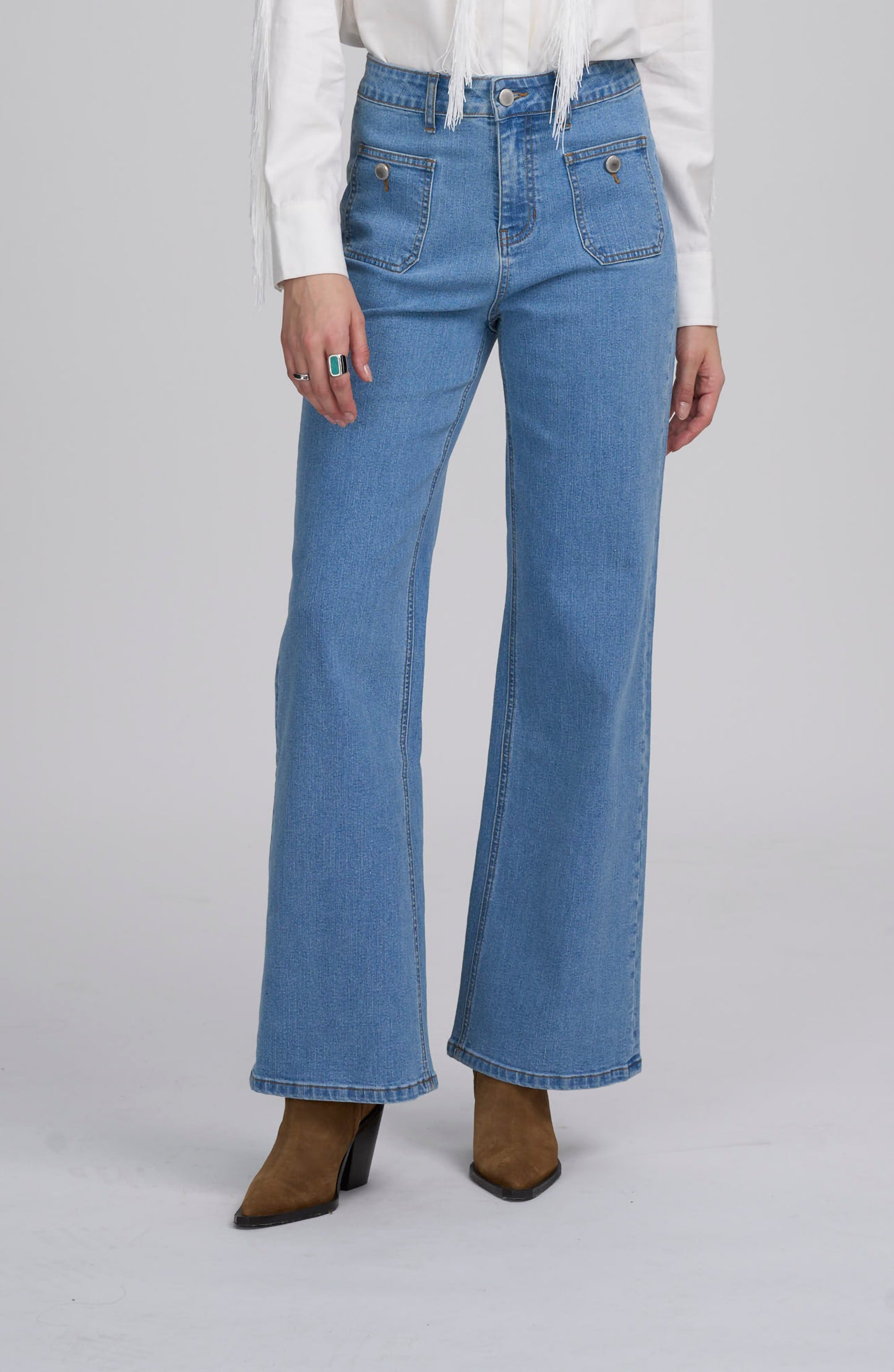 Patch Pocket Wide Leg Jean