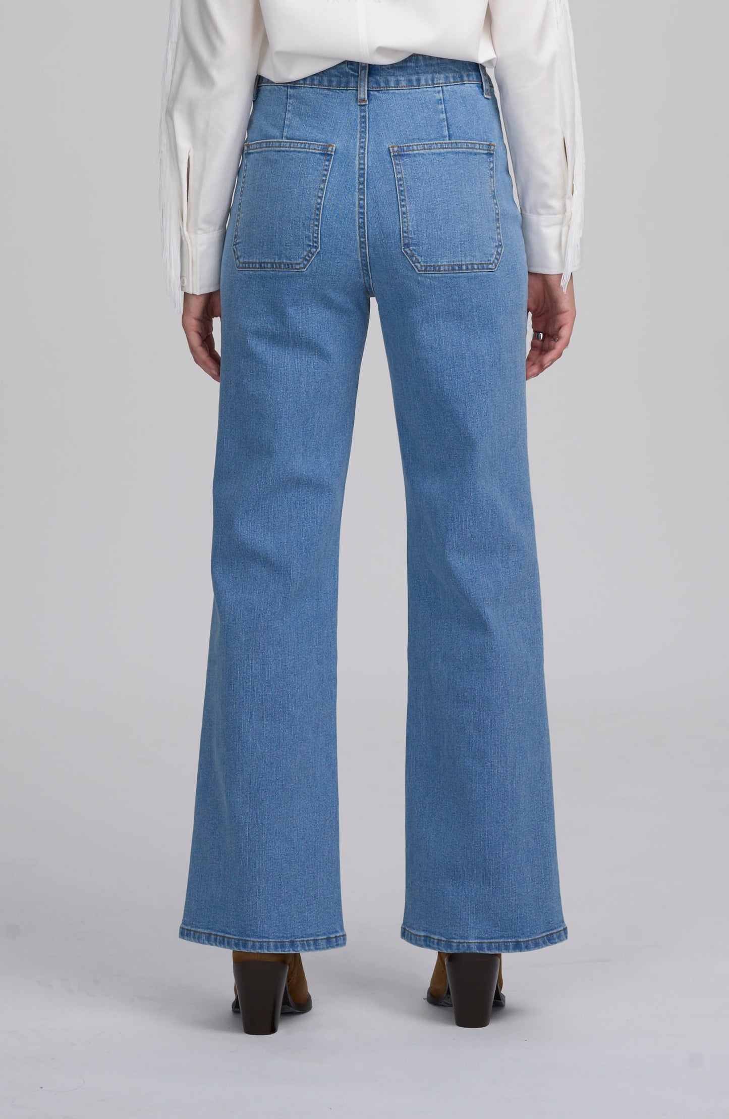 Patch Pocket Wide Leg Jean