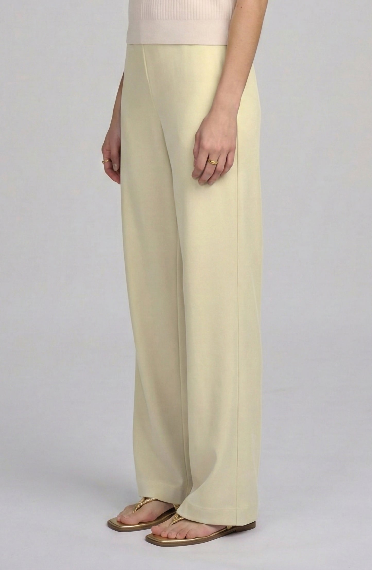 Woven Pant With Button