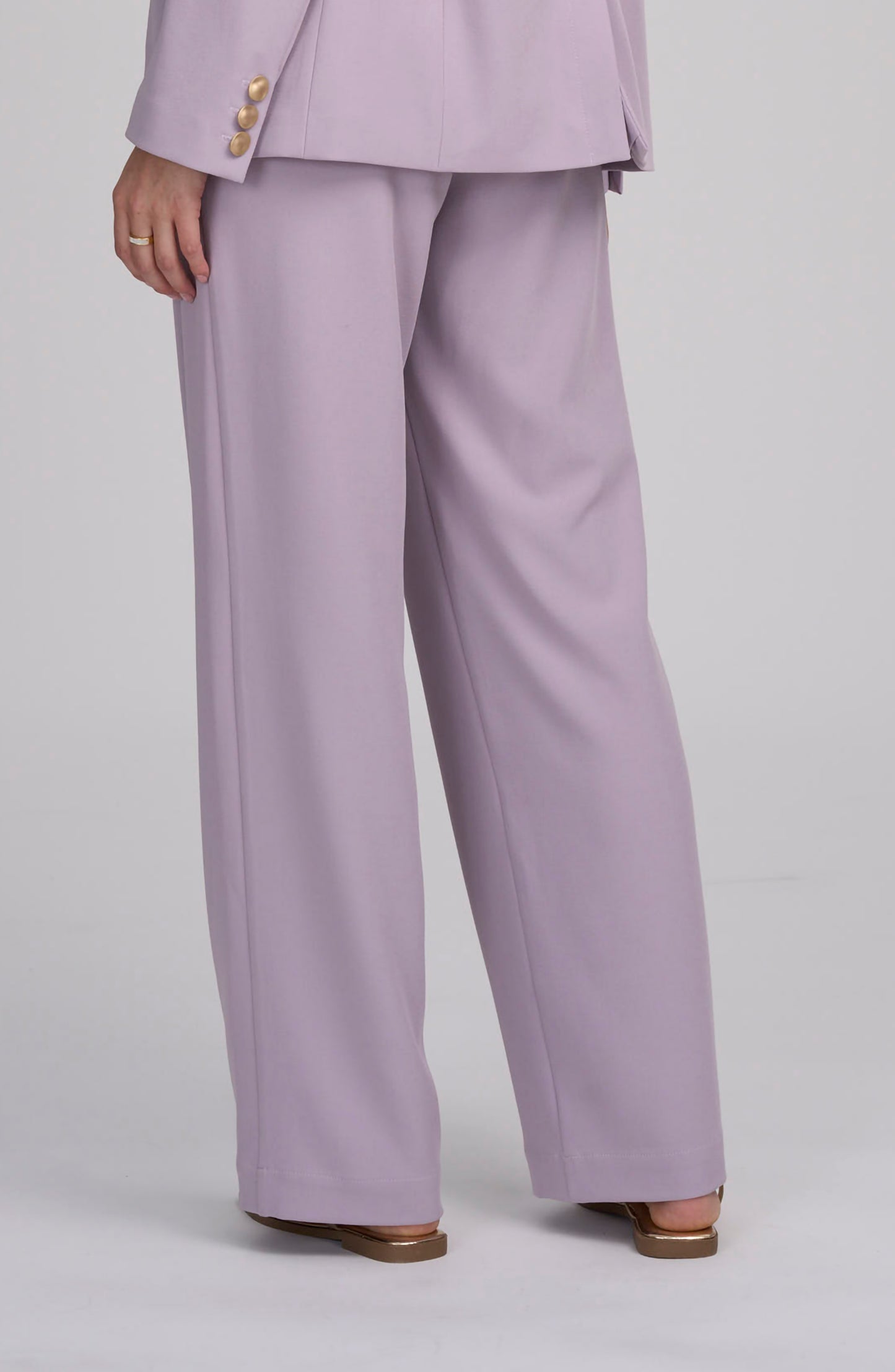Woven Pant With Button