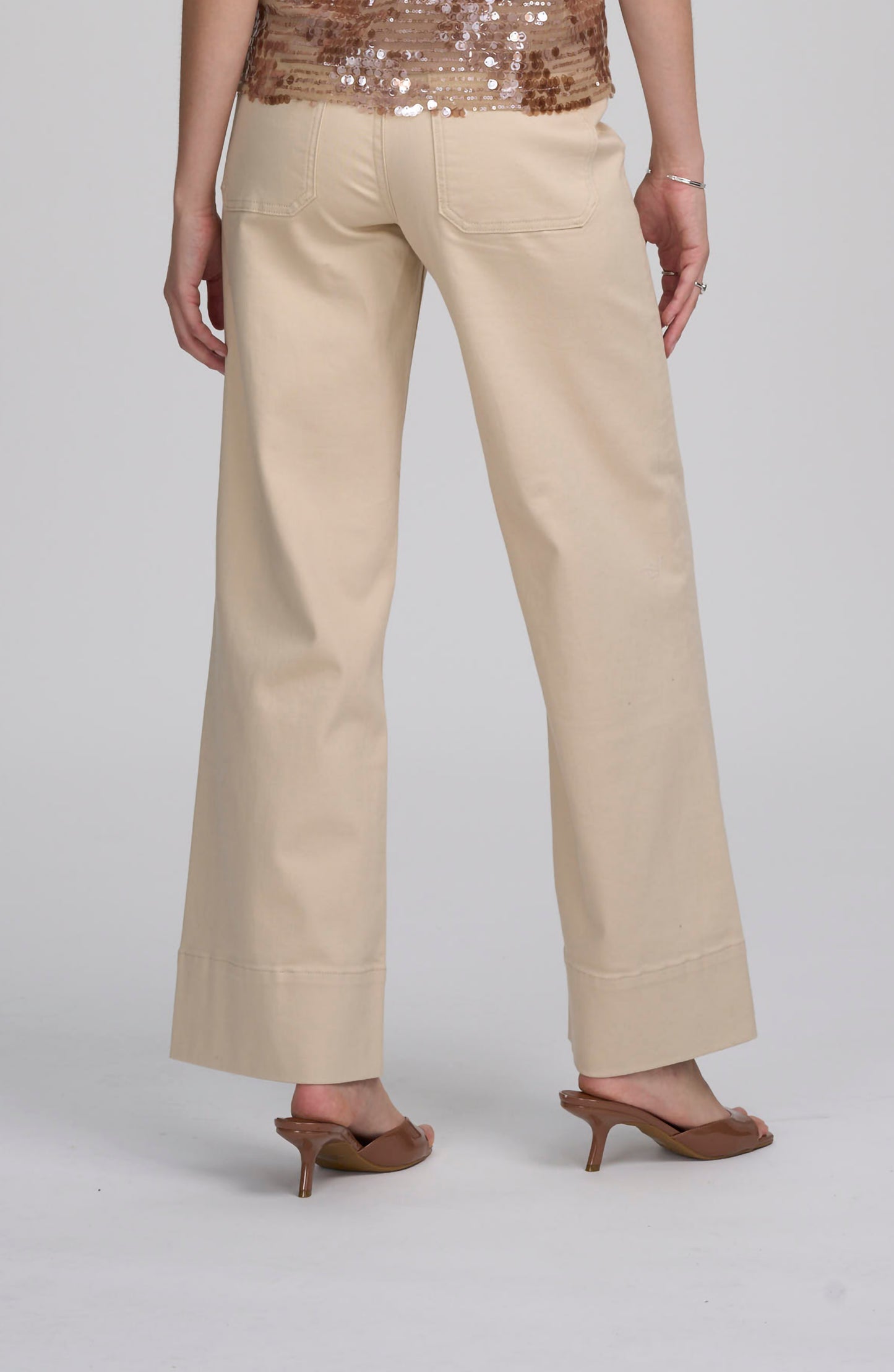 Cropped Wide Leg Jean