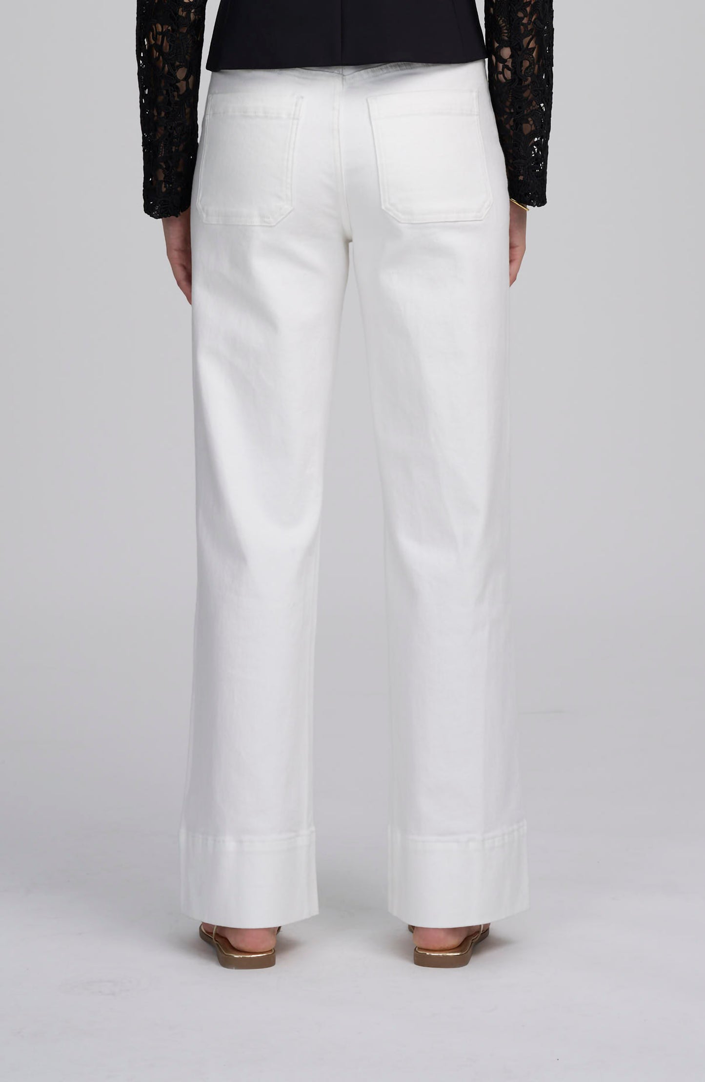 Cropped Wide Leg Jean