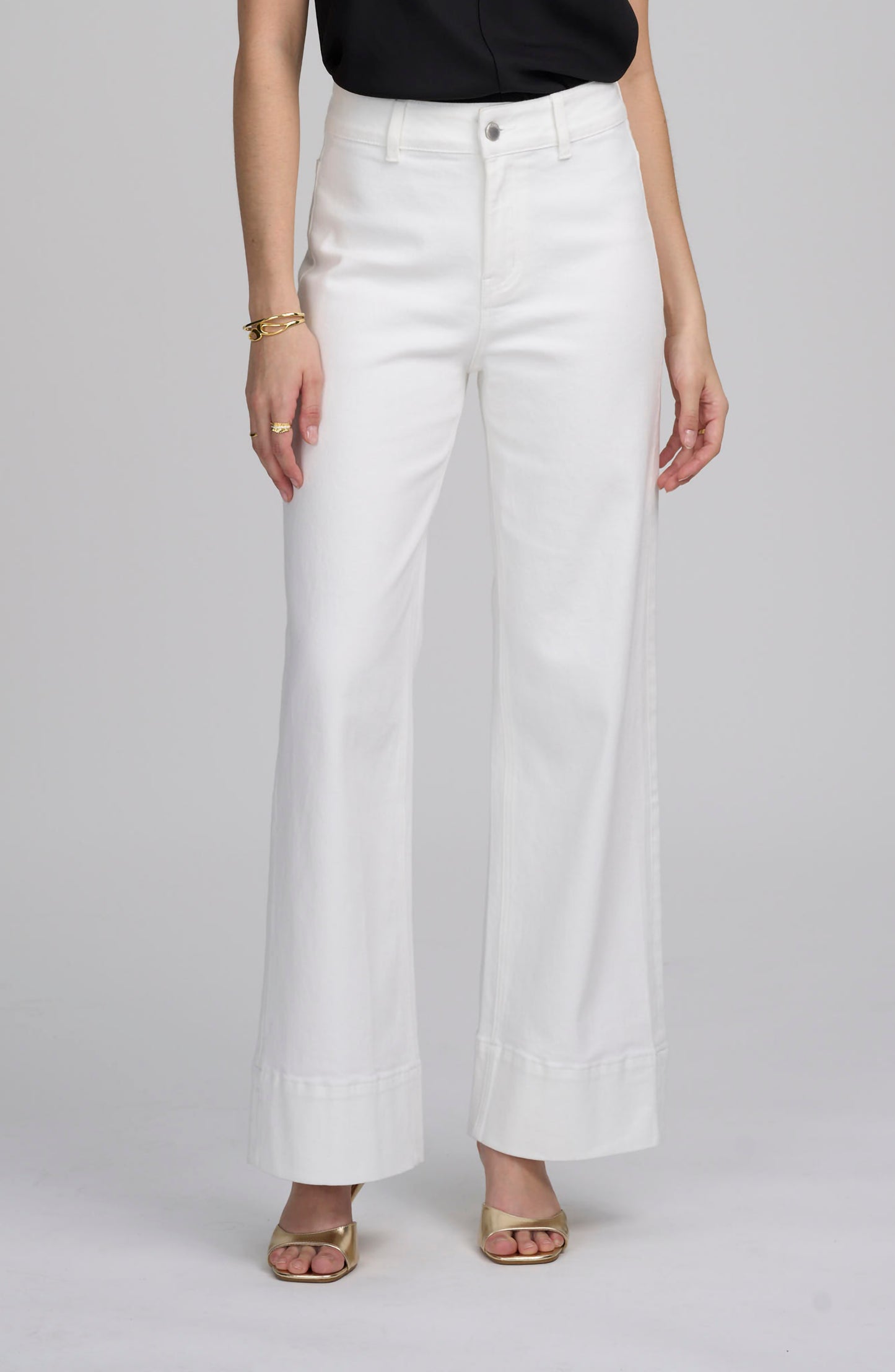 Cropped Wide Leg Jean