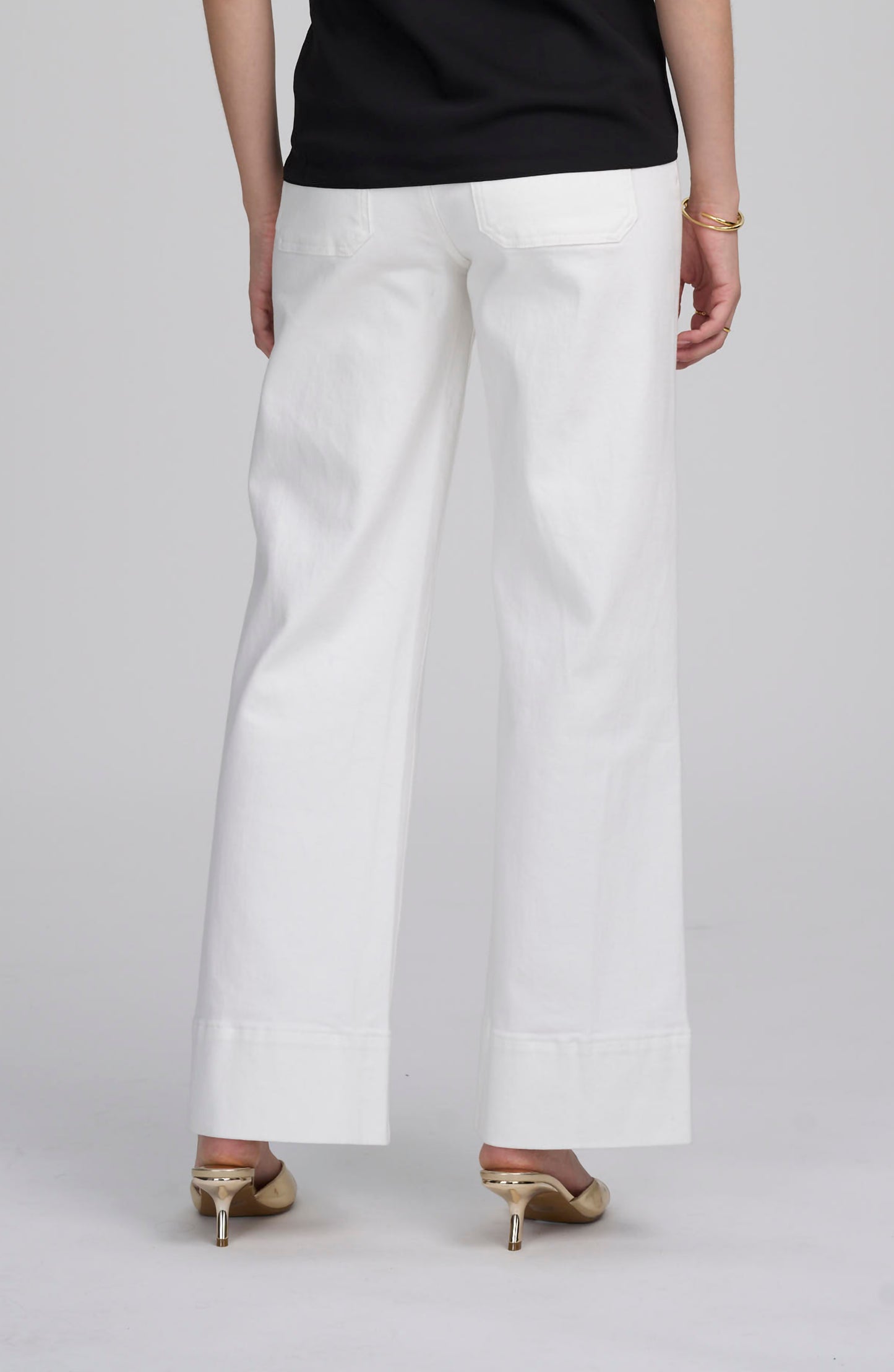 Cropped Wide Leg Jean