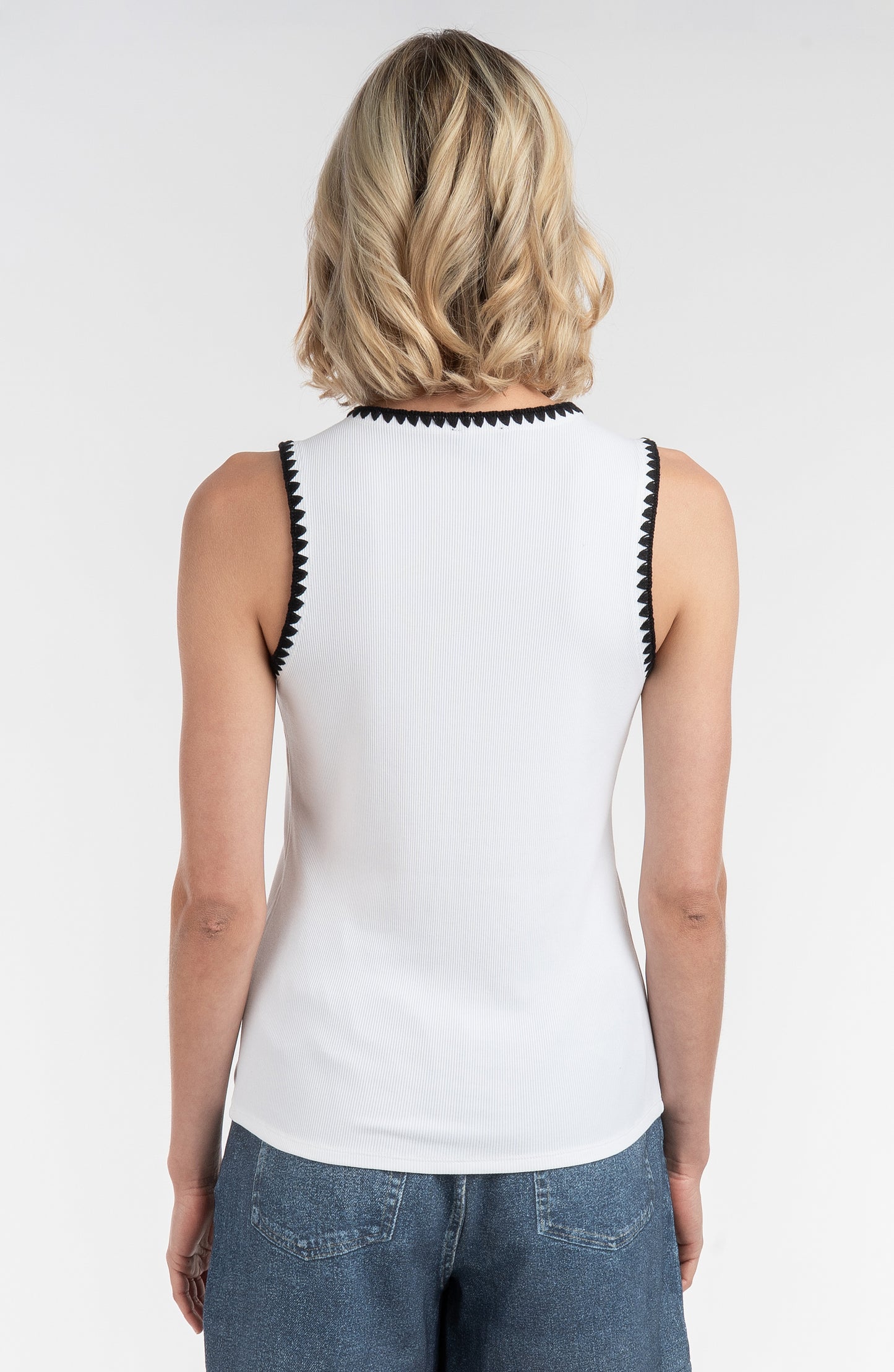 Contrast Embroidered Tank